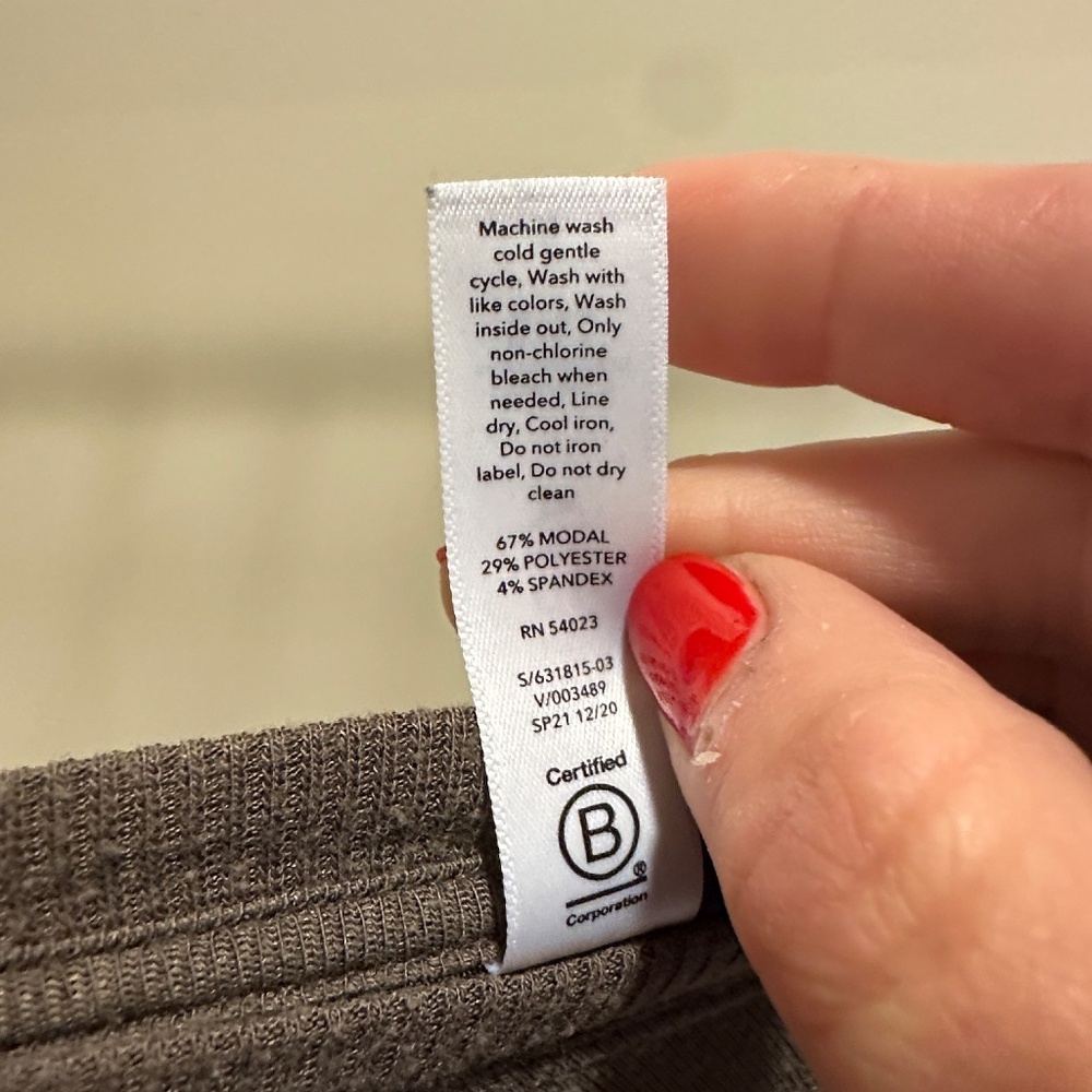 Athleta - Picture 8 of 8
